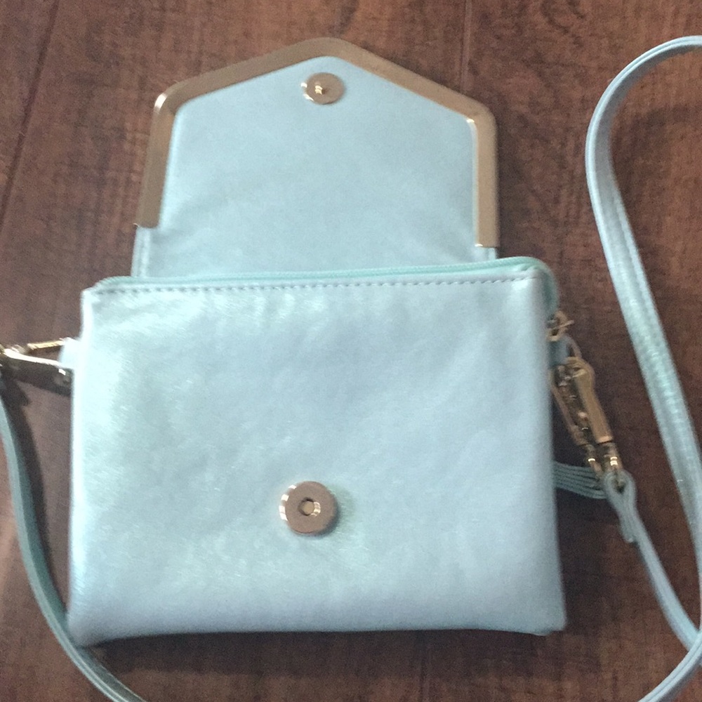 Sparkly light blue/mint purse - Picture 2 of 3